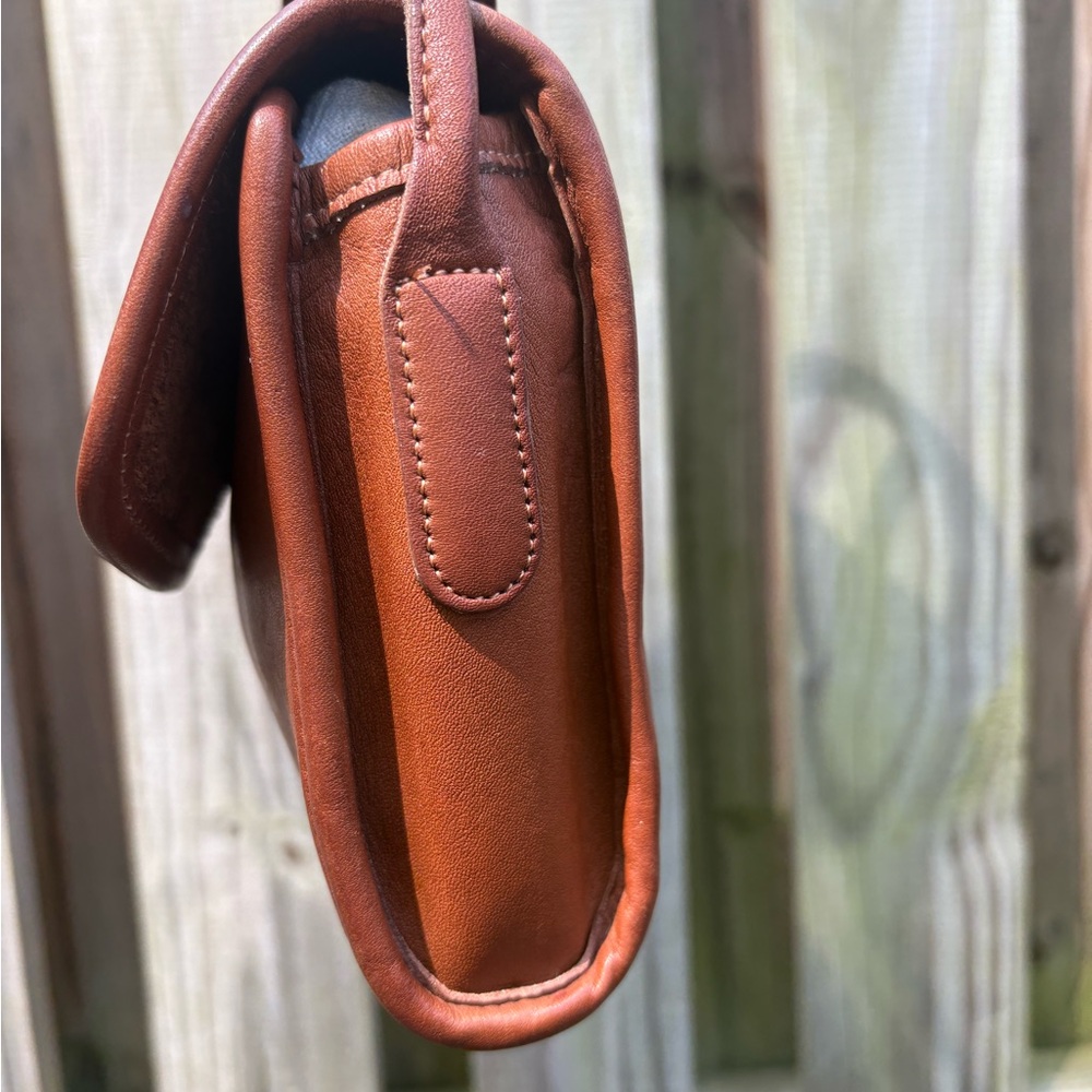 Coach Vintage Chrystie British Tan Crossbody - Picture 4 of 13
